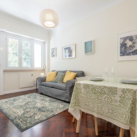 Casa Do Largo - Cozy Apartment In The City Center & With Ac Lisboa Exteriér fotografie